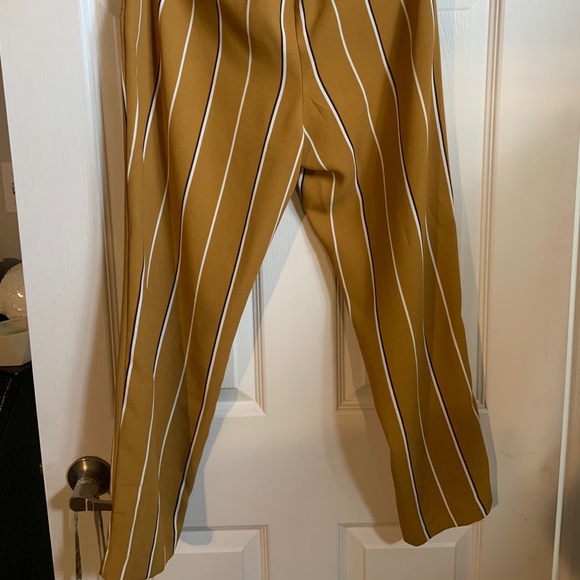 Cropped yellow trouser - Picture 4 of 4